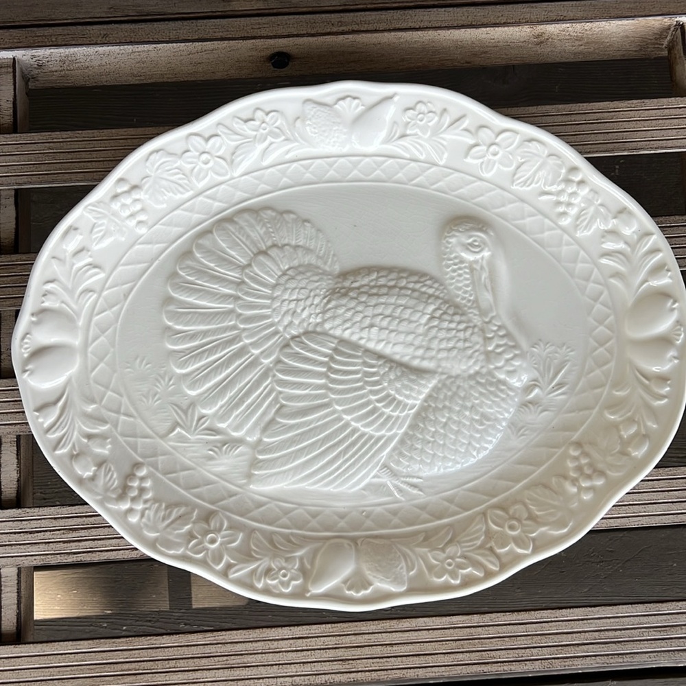 LARGE WHITE OVAL ceramic turkey PLATTER  WITH RAISED EMBOSSED FRUIT pattern